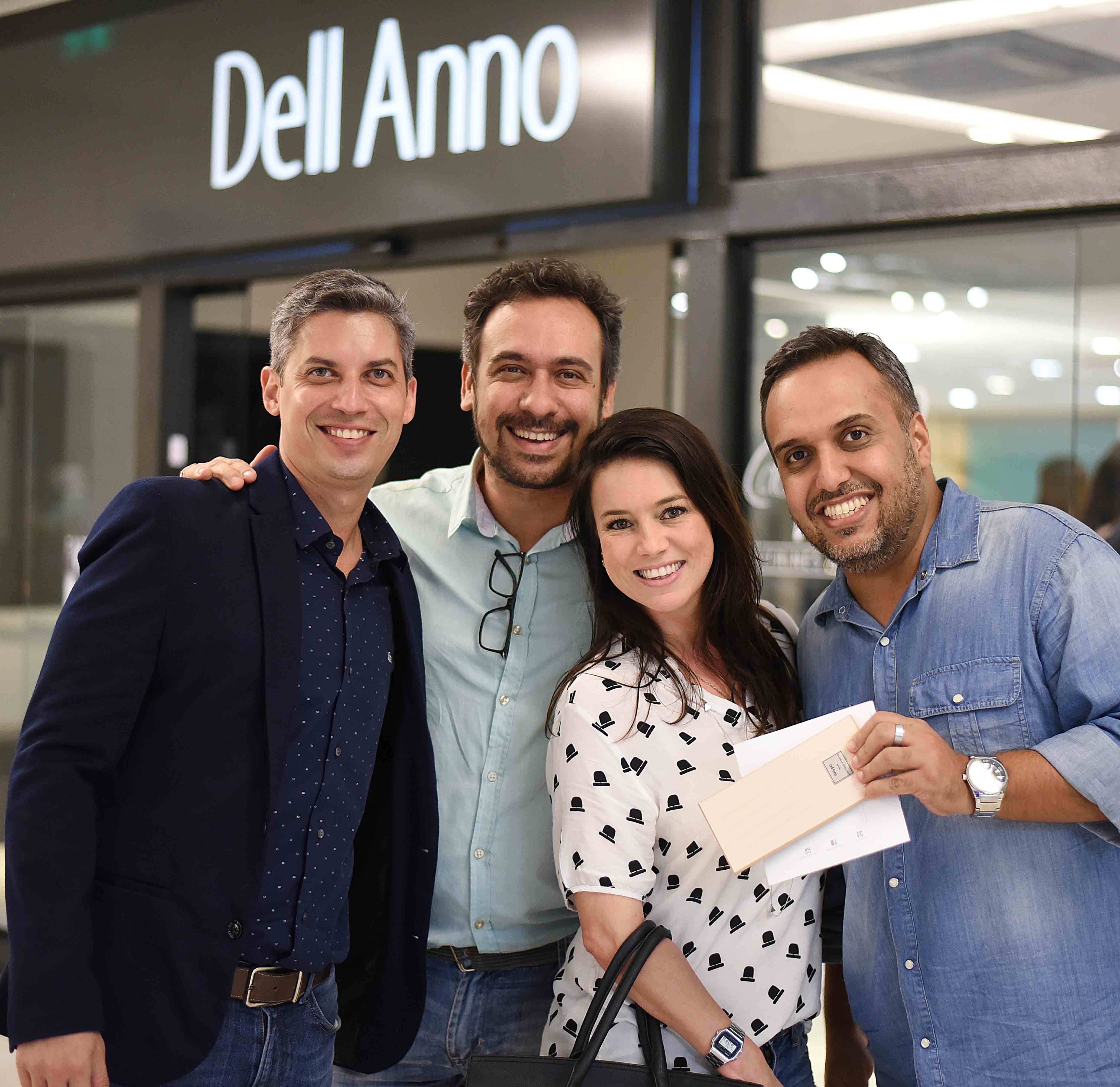 Dell Anno recebe profissionais