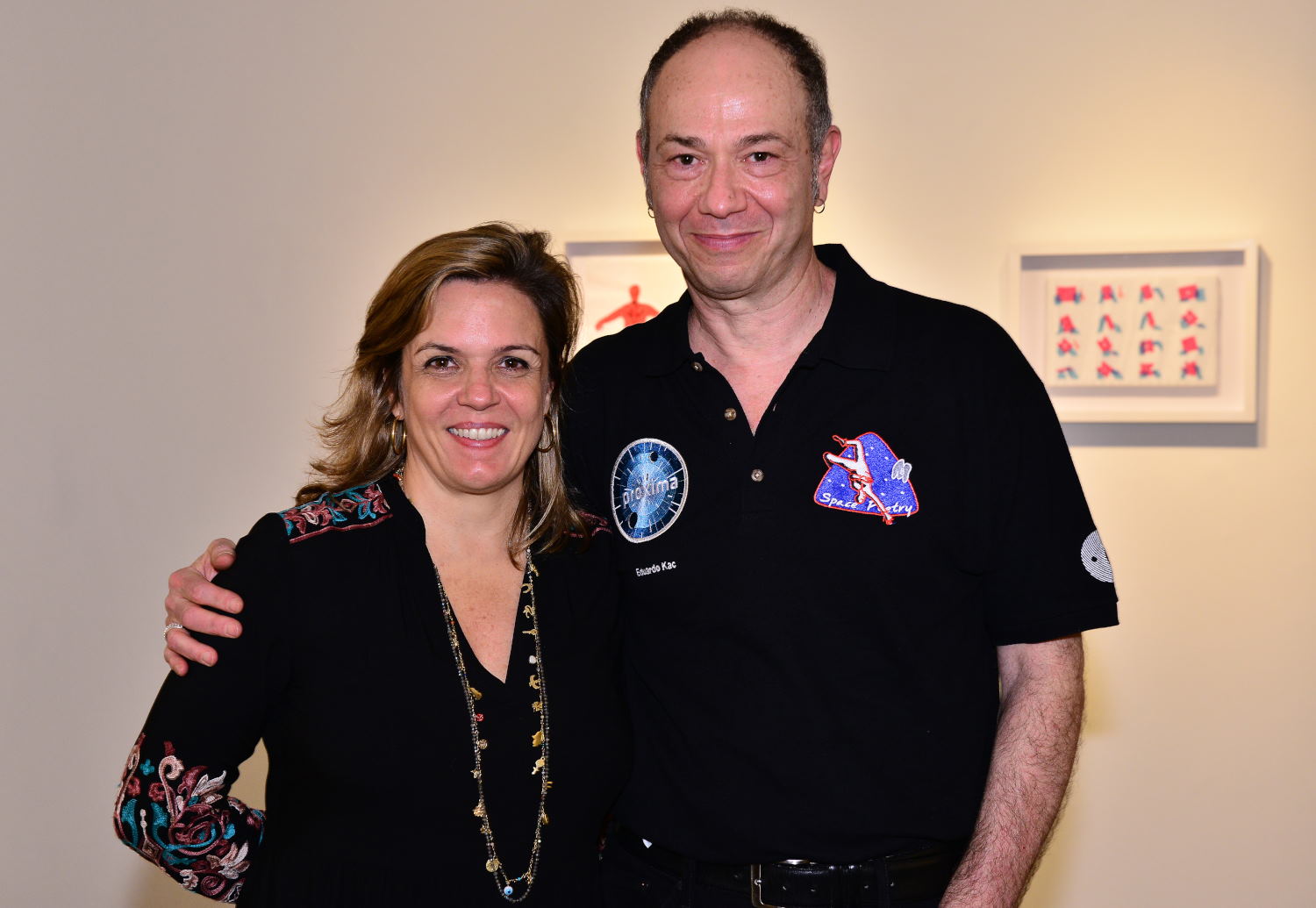 Eduardo Kac na Luciana Caravello Arte Contemporânea,