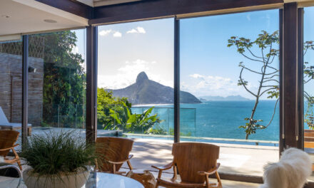 Conheça o projeto de uma casa de 500 m2, com geração de energia e reutilização de água, no Joá – Rio de Janeiro
