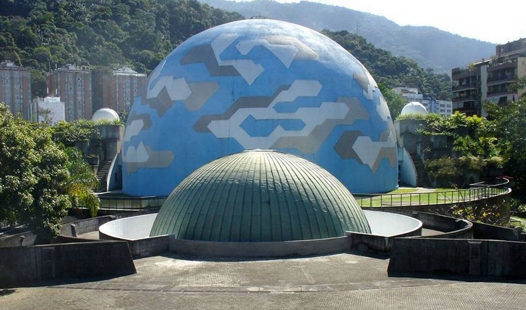 Exposição no Rio de Janeiro celebra 50 anos da chegada do homem à Lua.